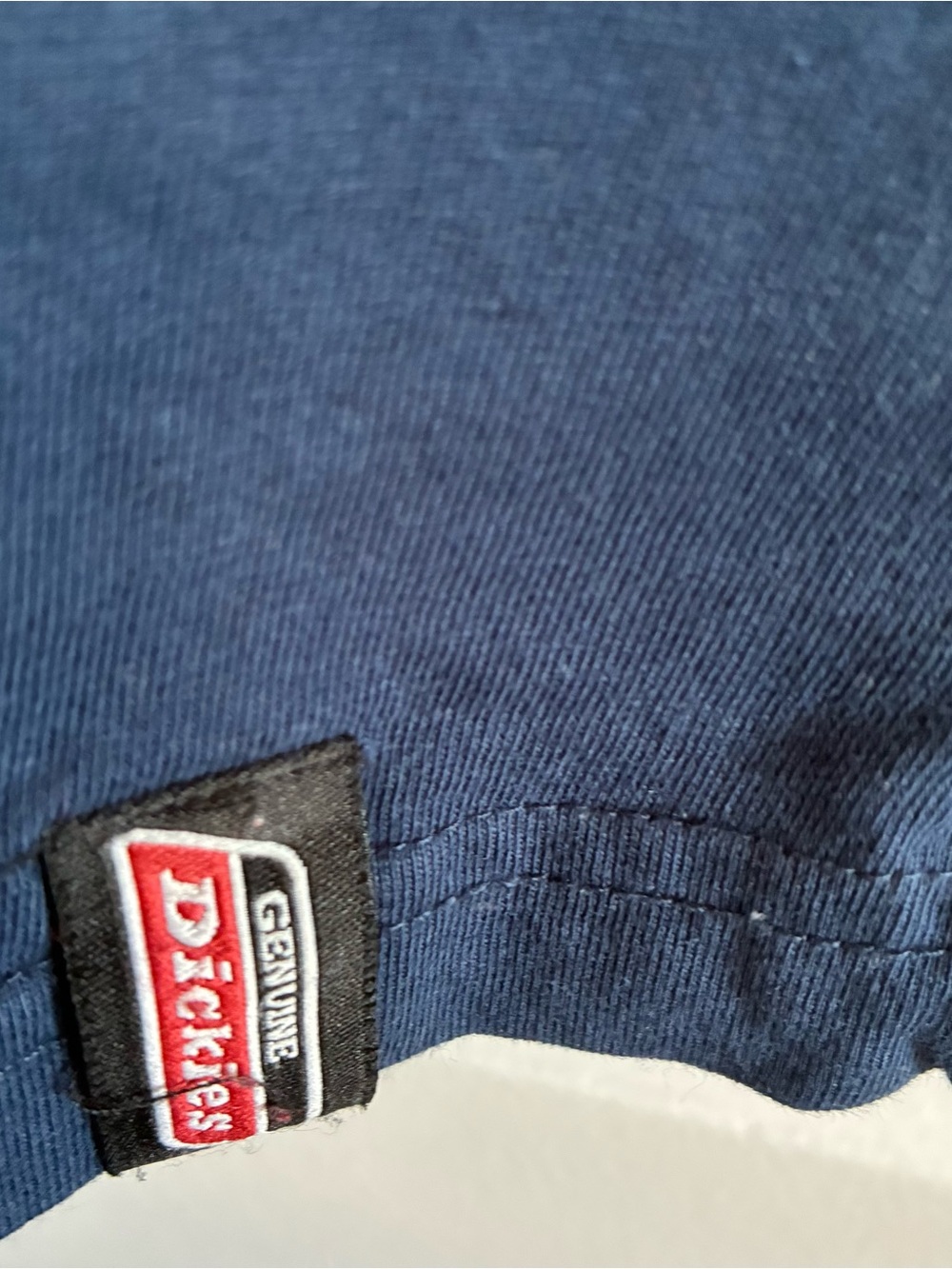 Genuine Dickies Navy Blue Graphic V-neck T-shirt with Distress Red Skull NWOT - Picture 6 of 6